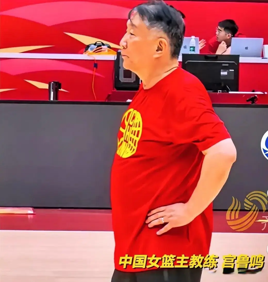 没有严格按, img, 中国女篮的