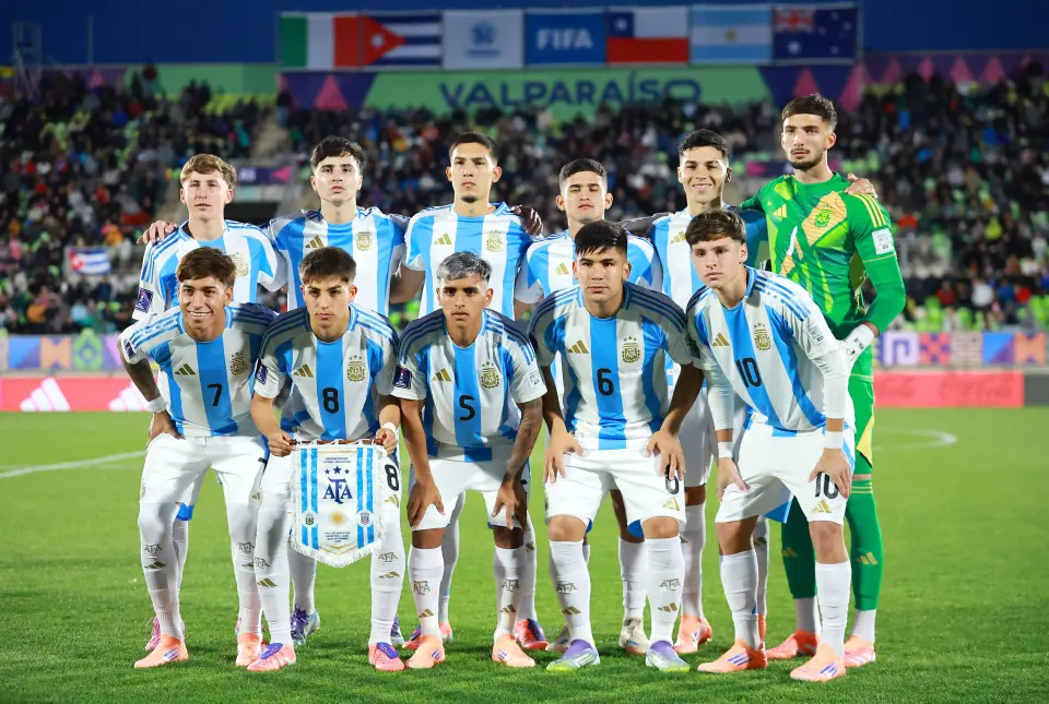 冠王, 边训练的这, 连击